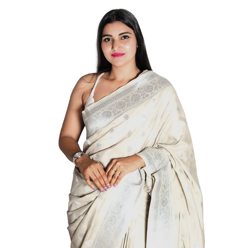 HAMH Pure Khaddi Georgette Bandhani Banaras Saree in Cream Color